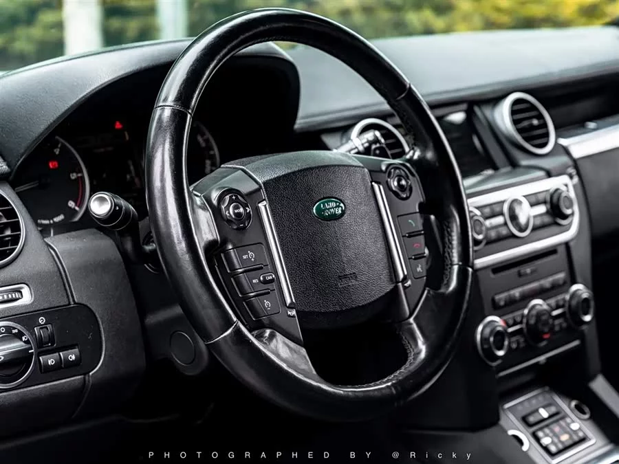 Land Rover finds