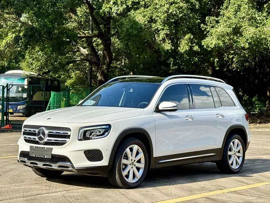 Mercedes Benz GLB
