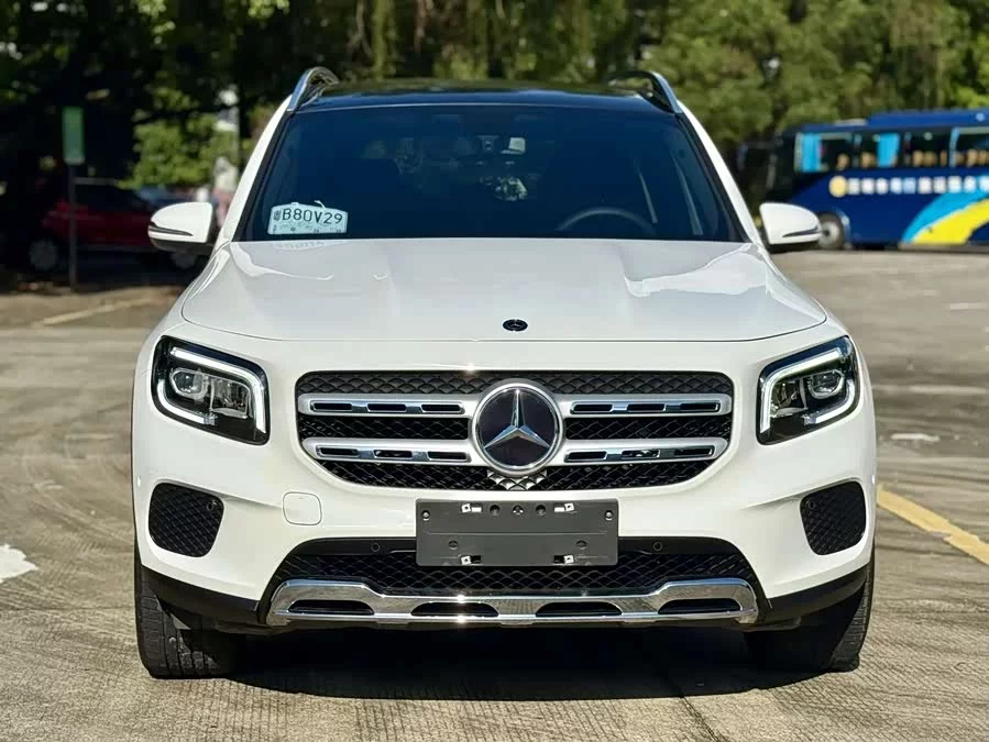 Mercedes Benz GLB