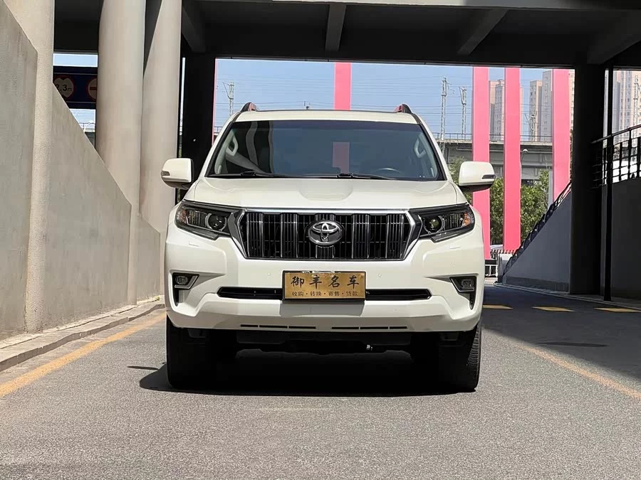 Toyota Prado