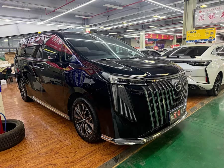 GAC Trumpchi M8