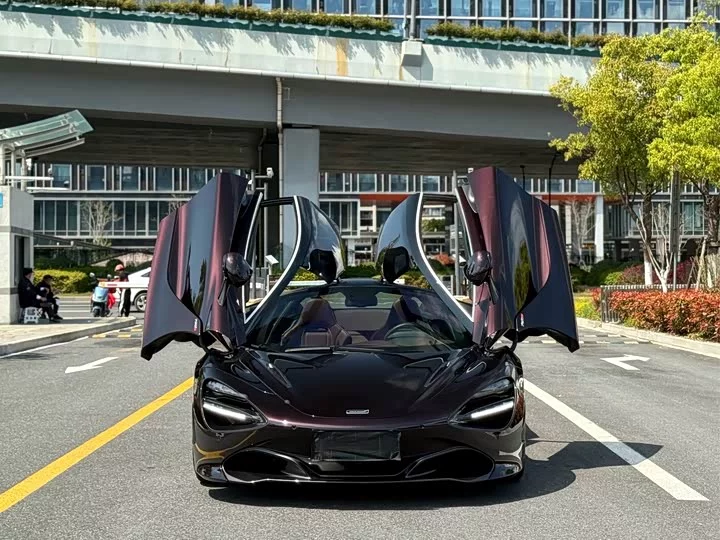 McLaren 720S