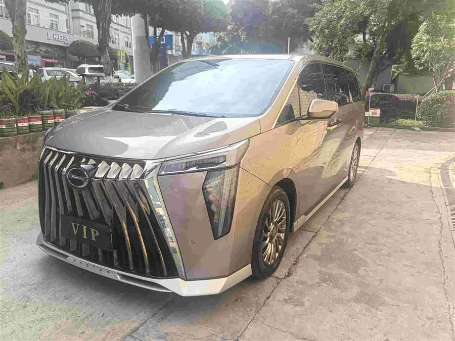 GAC Trumpchi M8