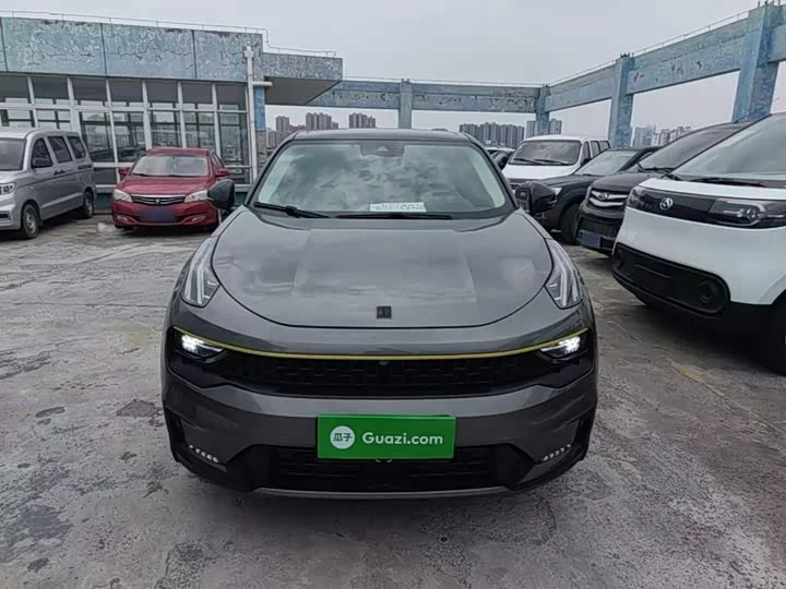 Lynk & Co 05