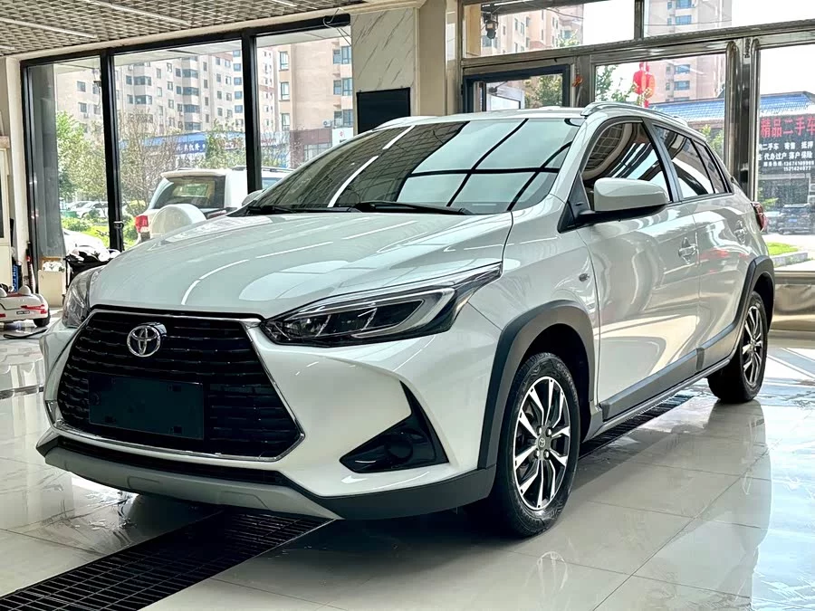 Toyota YARiS L