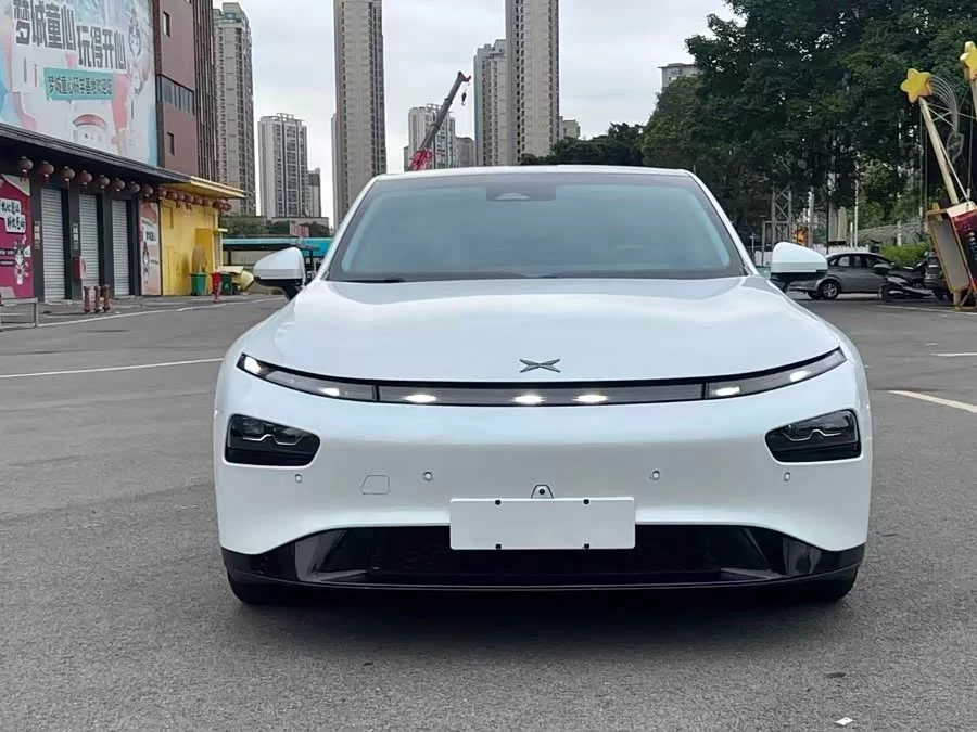 Xpeng P7