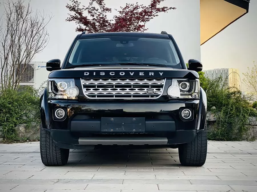 Land Rover finds