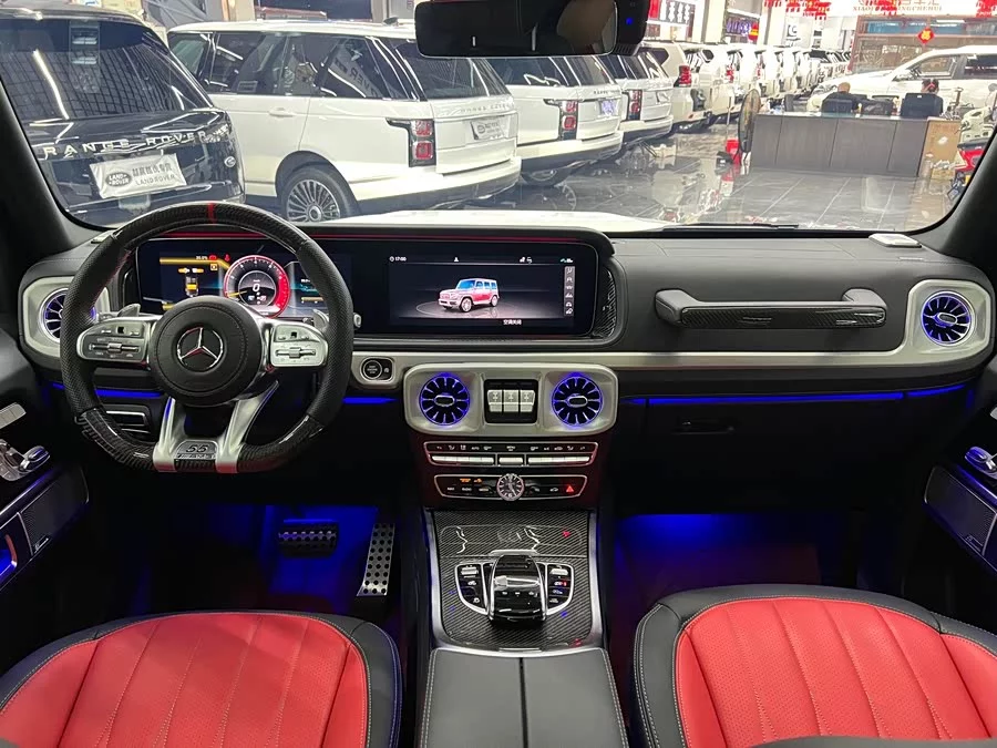Mercedes Benz G-rated