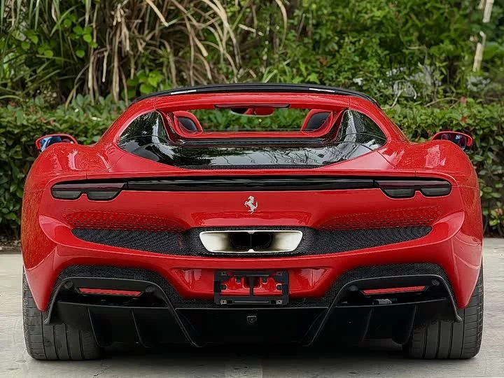 ferrari 296