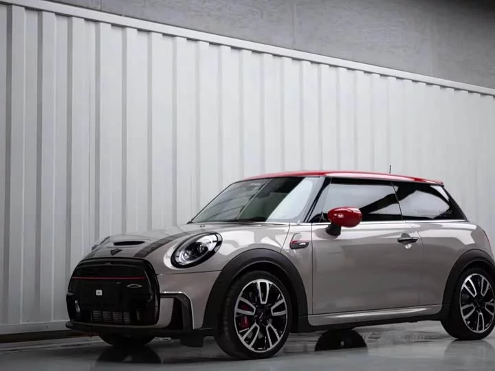 MINI JCW