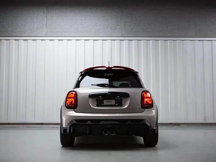 MINI JCW