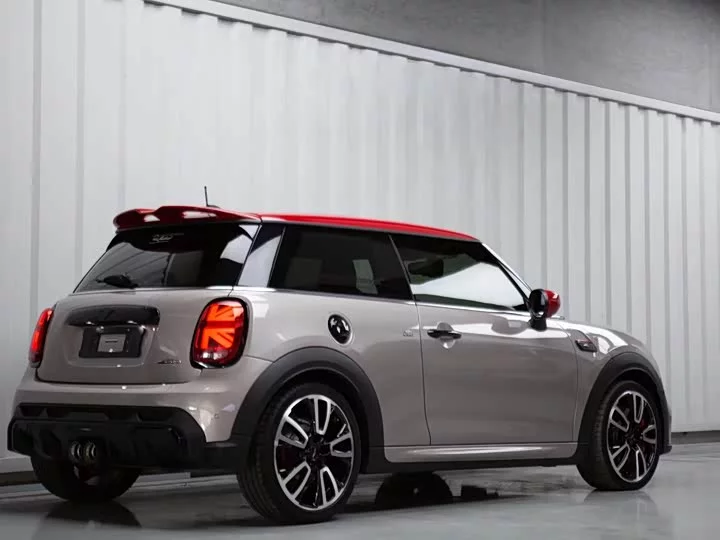 MINI JCW