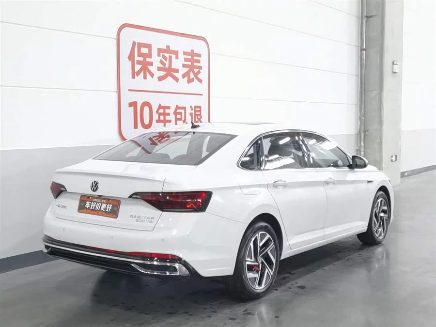 Volkswagen Sagitar
