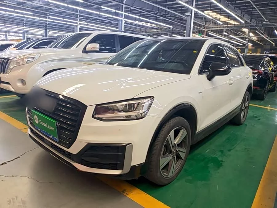 Audi Q2L
