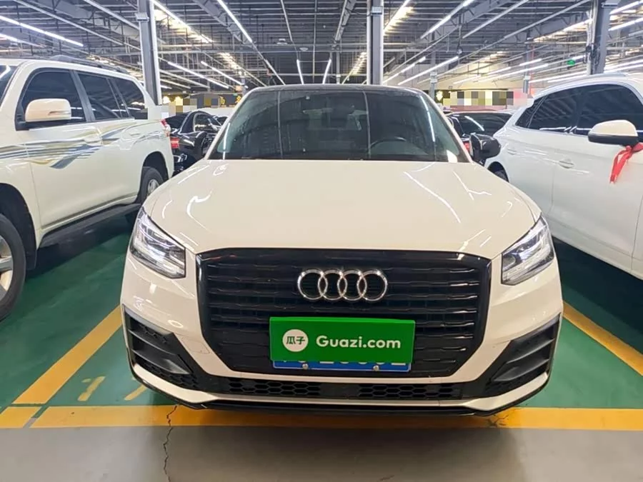 Audi Q2L