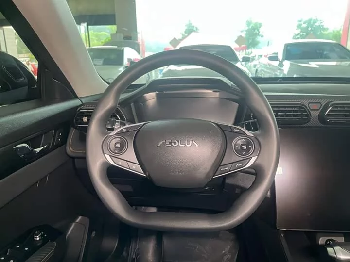 Dongfeng Yixuan