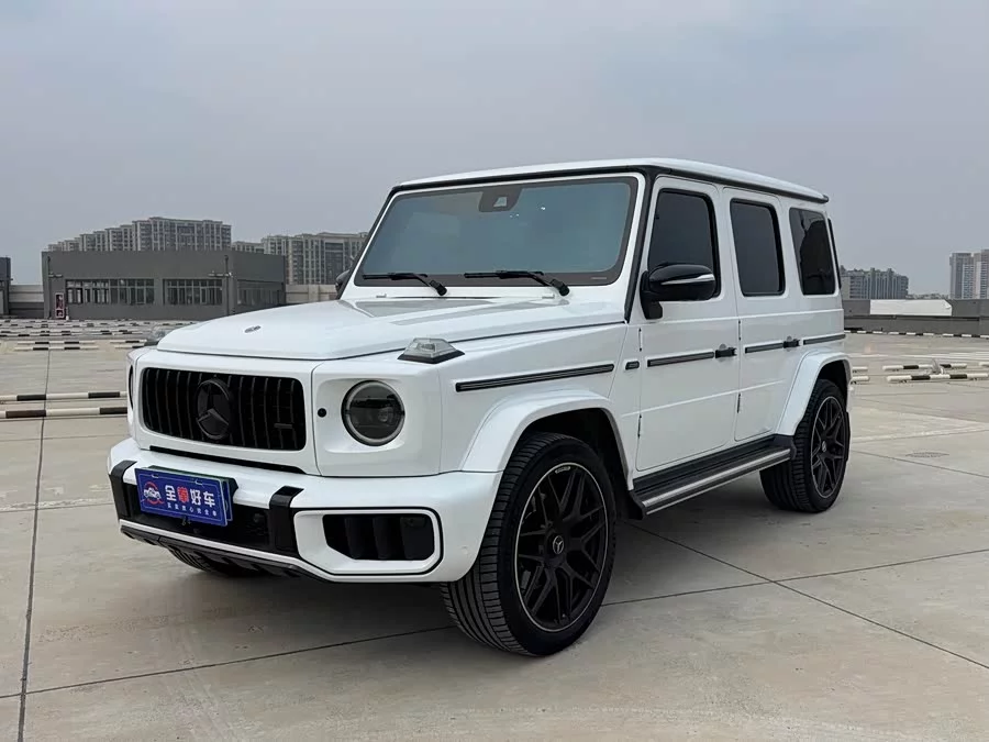 Mercedes Benz G-rated