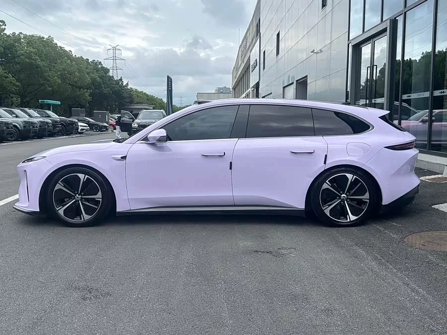 NIO ET5T