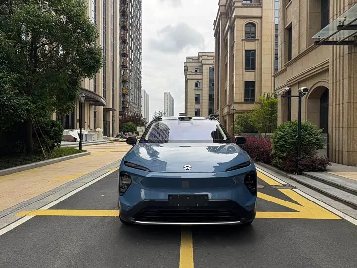 NIO ES7