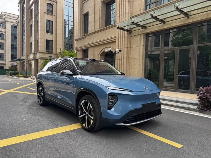 NIO ES7