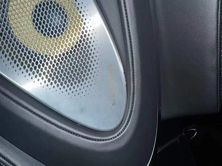 McLaren GT