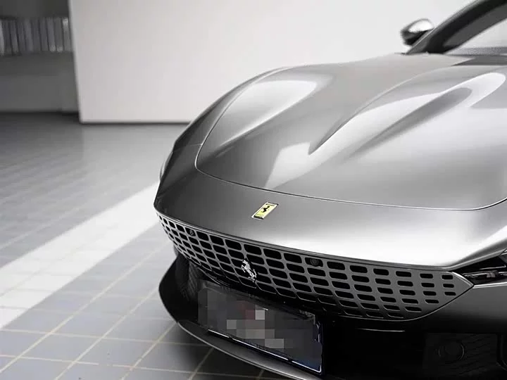 ferrari Roma