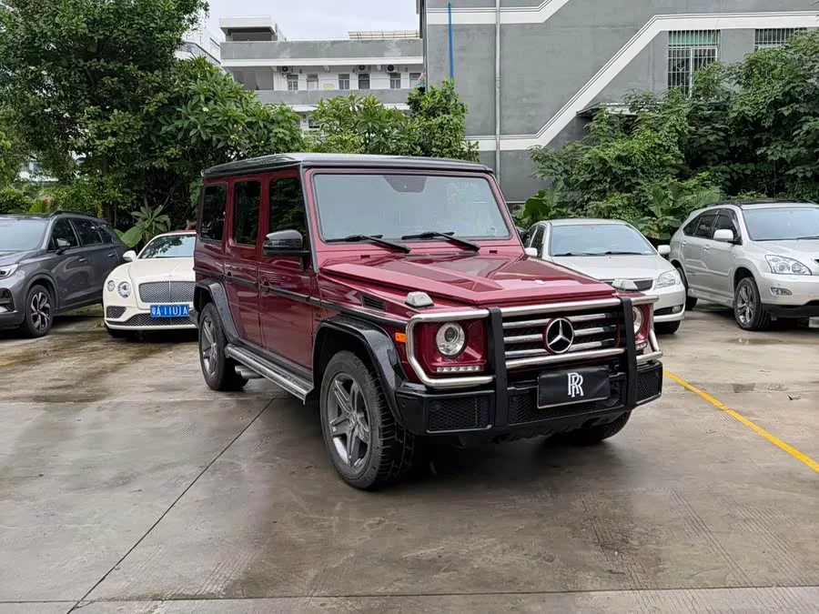 Mercedes Benz G-rated
