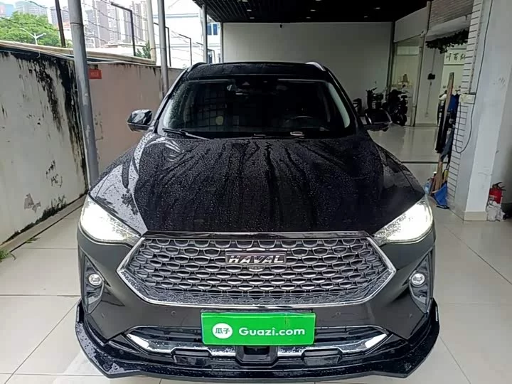 Haval F7
