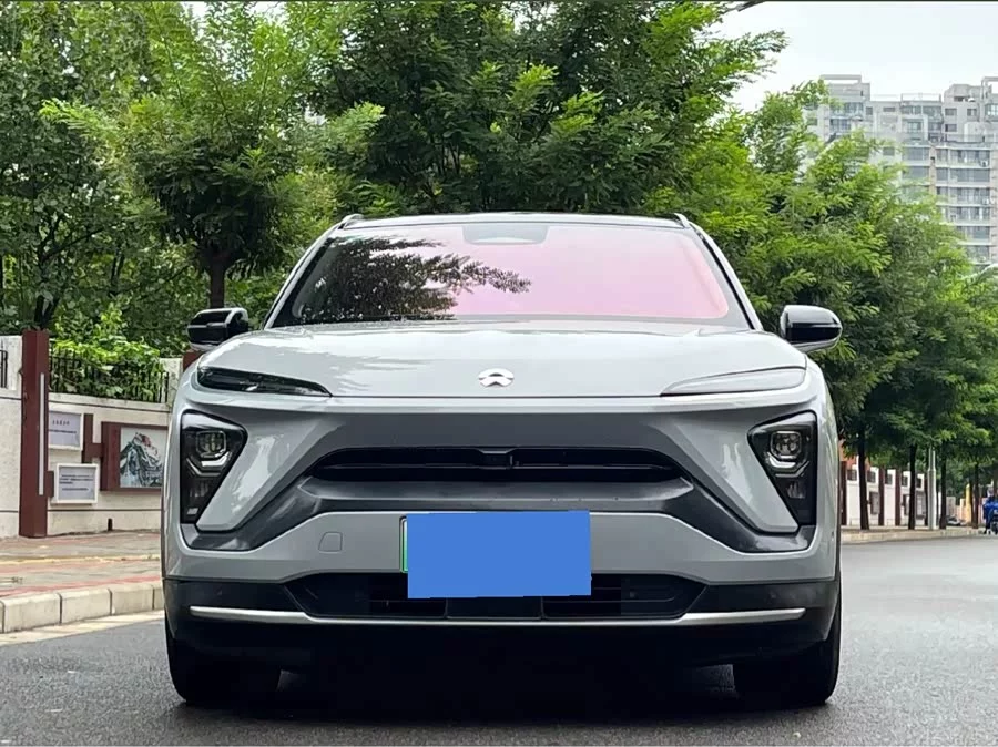 NIO ES6