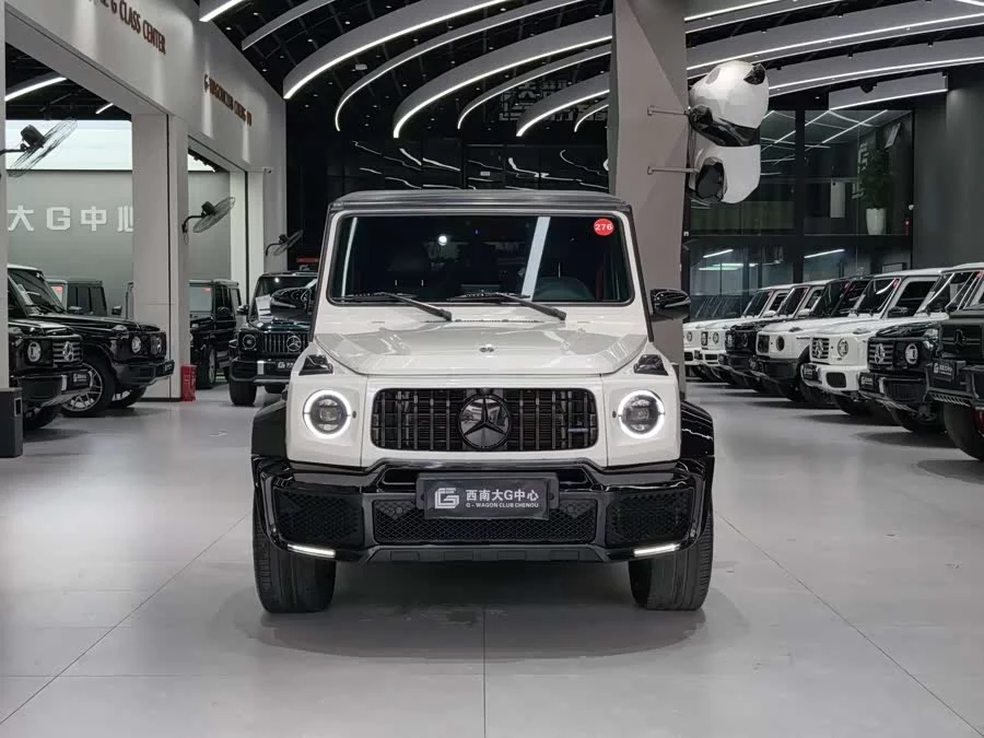 Mercedes Benz G-rated