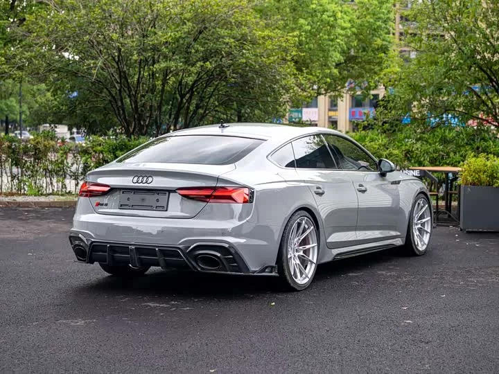 Audi RS 5