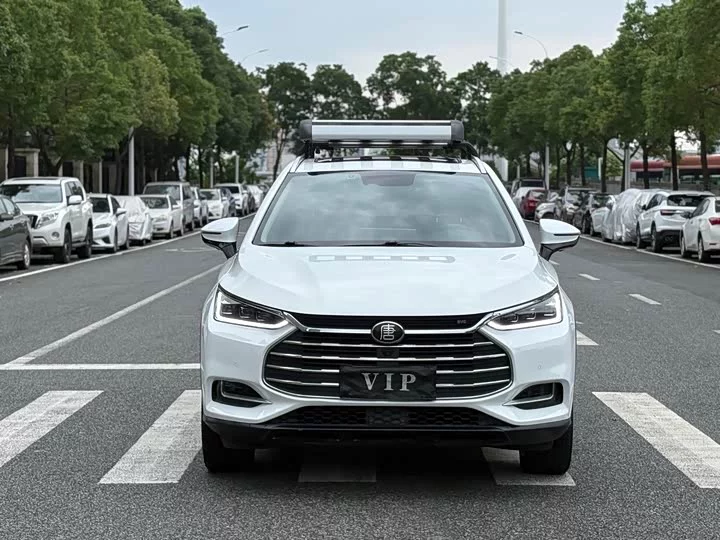BYD Tang