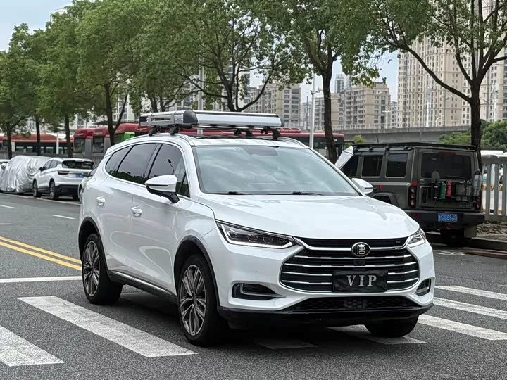 BYD Tang