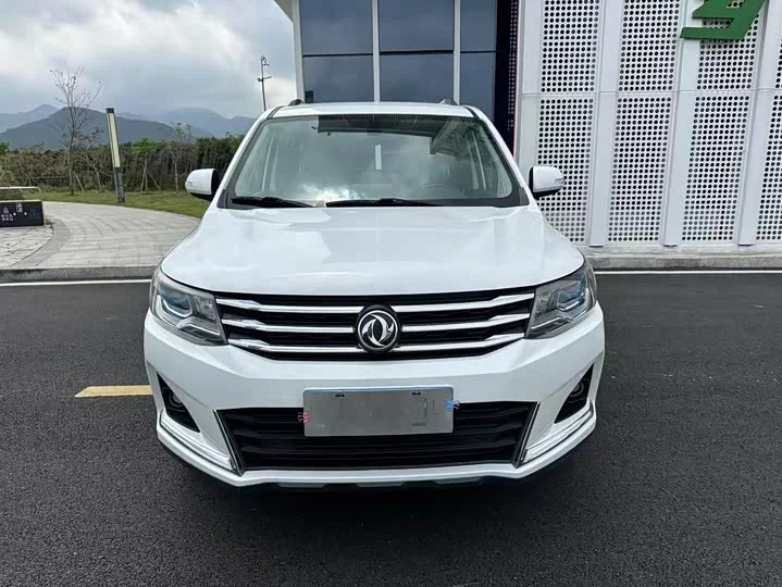 Forthing Fengxing SX6