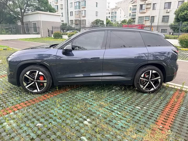 NIO ES7
