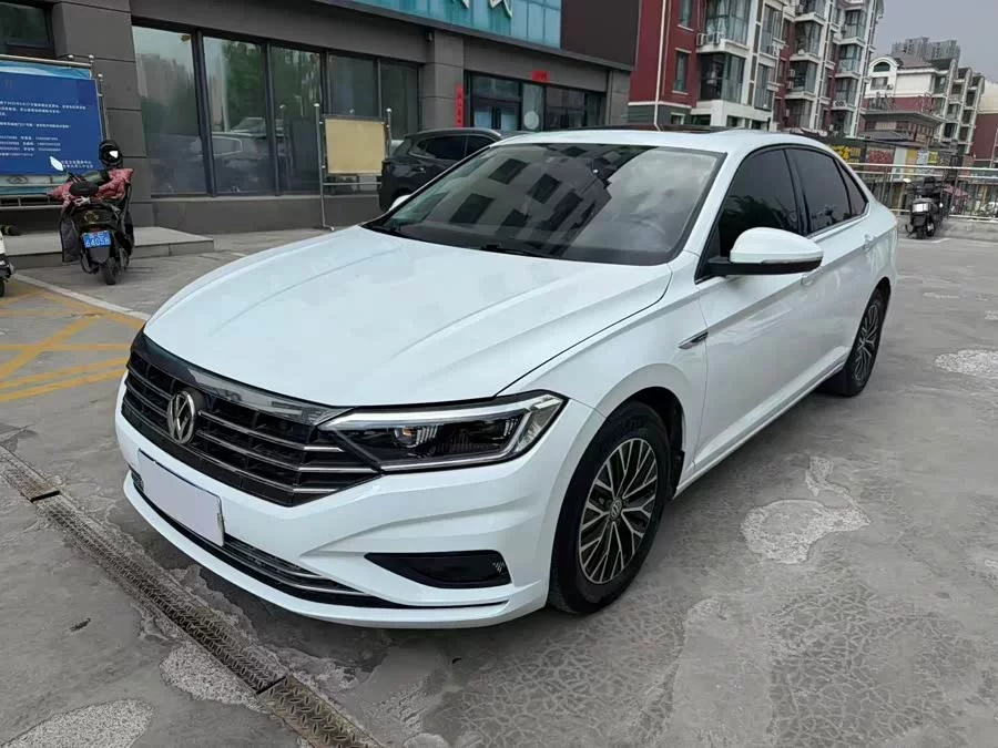 Volkswagen Sagitar