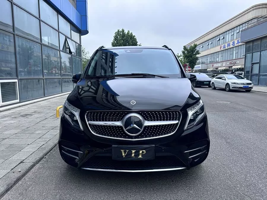 Mercedes Benz Class V