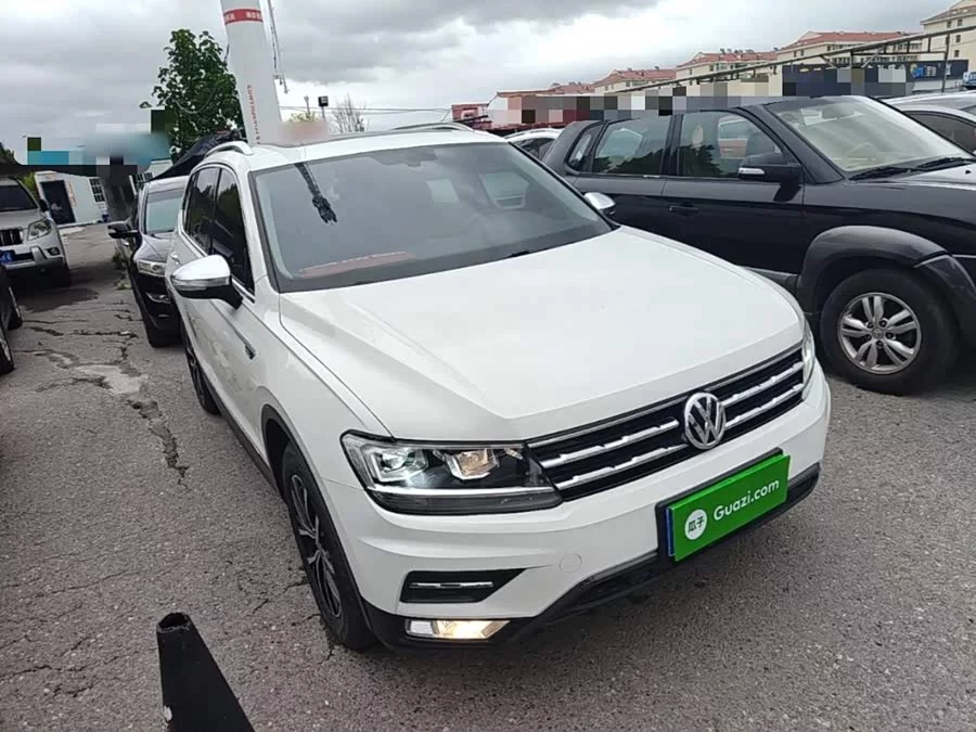 Volkswagen Tiguan L