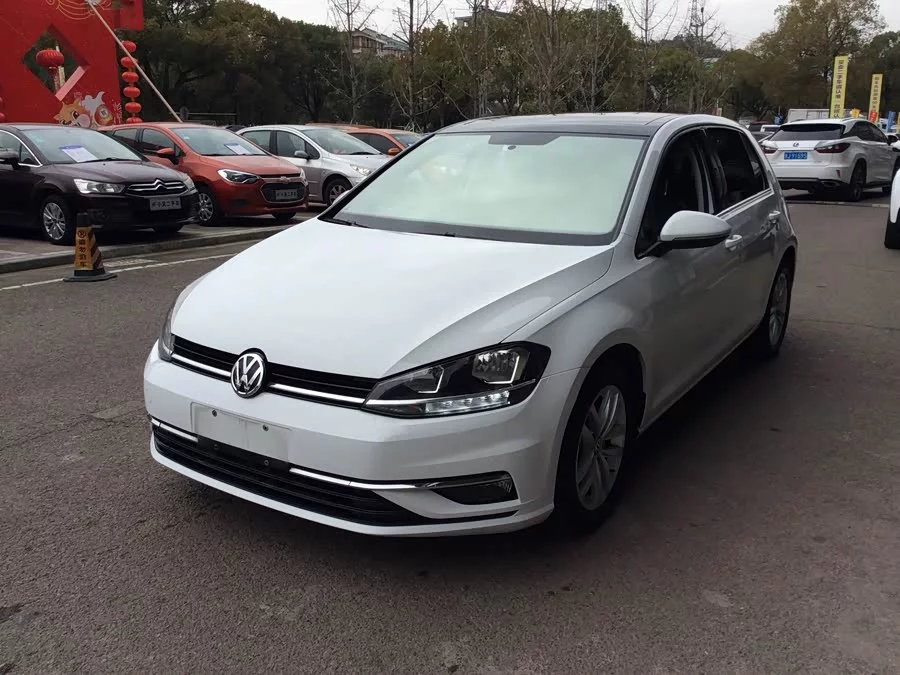 Volkswagen golf