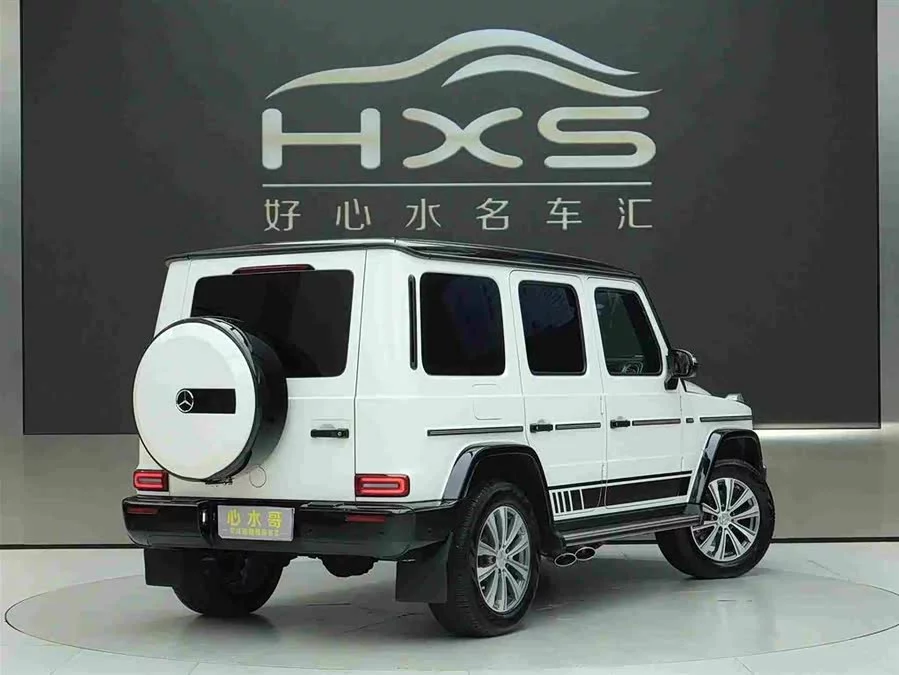 Mercedes Benz G-rated