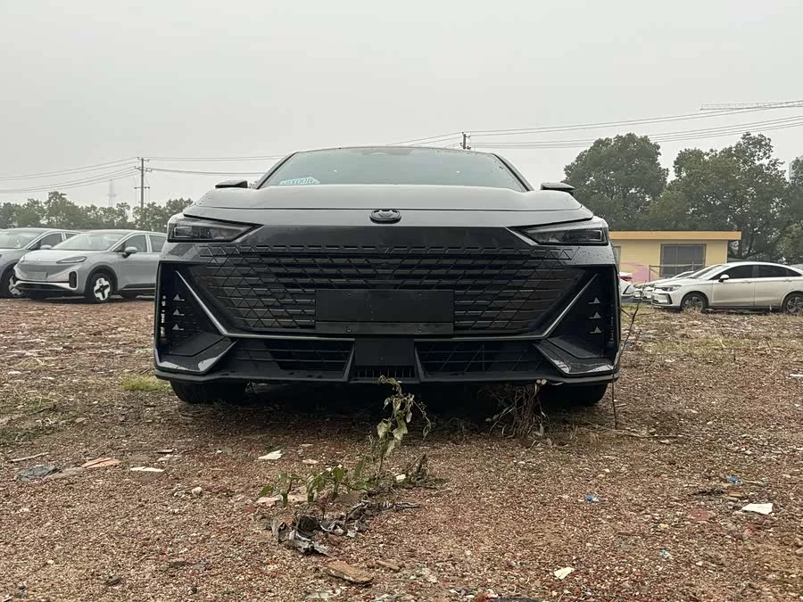 Changan UNI-V