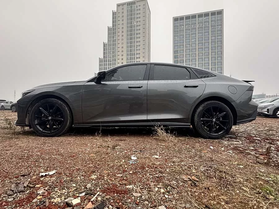 Changan UNI-V