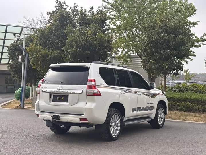 Toyota prado