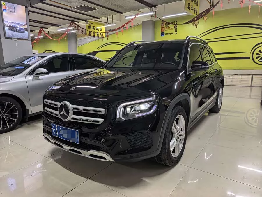 Mercedes Benz GLB