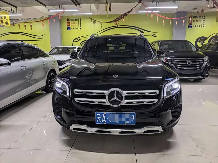 Mercedes Benz GLB