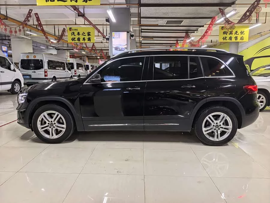 Mercedes Benz GLB