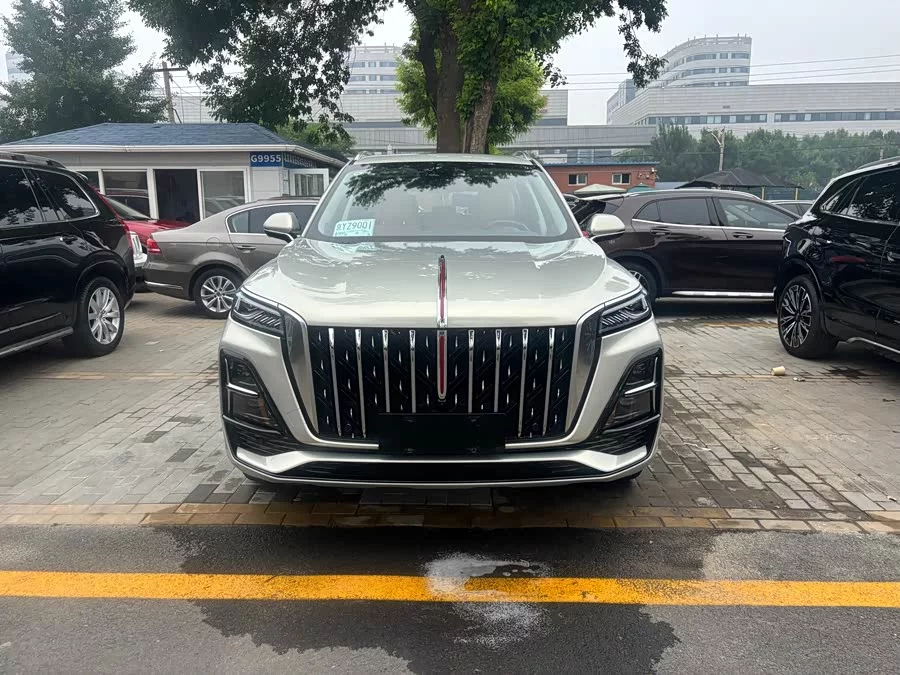 Hongqi HS5
