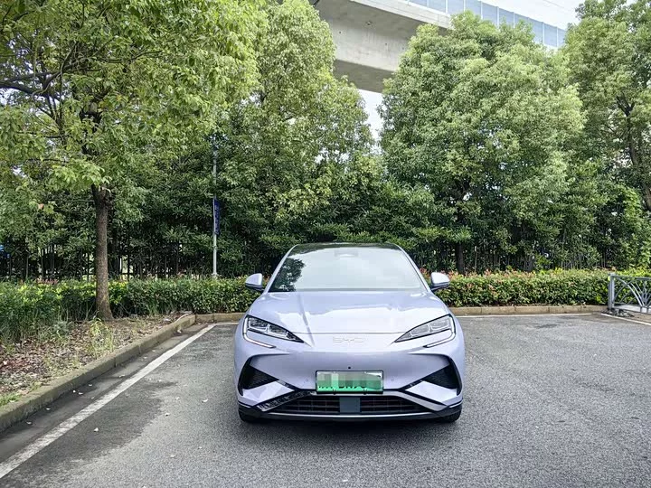 BYD Sea Lion 07 EV