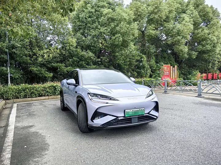 BYD Sea Lion 07 EV