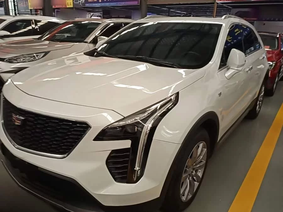 Cadillac XT4